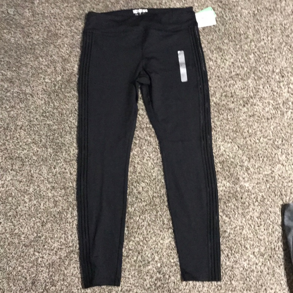 Black leggings
